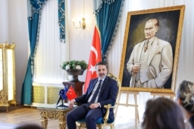 ALTIN KARAGÖZ EKİPLERİNDEN BAŞKAN VEKİLİ BİBA'YA ZİYARET