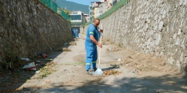 SELÇUKBEY KANALI'NDA KAPSAMLI TEMİZLİK