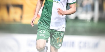 BURSASPOR, HAKKI TÜRKER İLE YOLARINI AYIRDI
