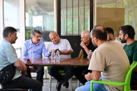 YILDIRIM BELEDİYE BAŞKANI OKTAY YILMAZ, TELEFERİK MAHALLESİ'NDE ESNAFLA BİR ARAYA GELDİ