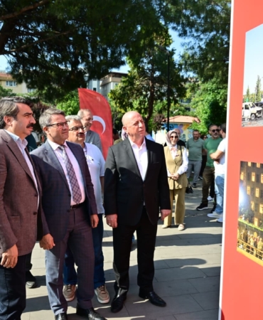YILDIRIM'DA 15 TEMMUZ RUHU FOTOĞRAF SERGİSİYLE YAŞATILIYOR