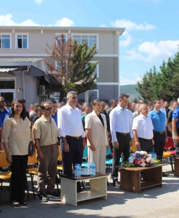 CEZAEVİNDE 15 TEMMUZ UNUTULMADI GEMLİK AÇIK CEZA İNFAZ KURUMUNDA 15 TEMMUZ DEMOKRASİ VE MİLLÎ BİRLİK GÜNÜ ANMA PROGRAMI DÜZENLENDİ