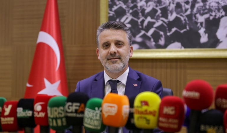 BURSA'NIN GELECEĞİNE YÖN VERECEK İKİ KRİTİK PROJE MECLİSTE SUNULDU