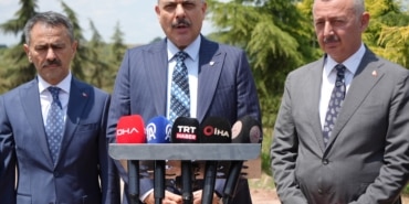 BAKAN ÇİFTÇİ: "TÜRKİYE'DE SAHİPSİZ SOKAK HAYVANLARININ YÜZDE 92,35'İ ARTIK BARINAKLARDA" "HEDEFİMİZ YIL SONUNA KADAR TÜM SOKAK HAYVANLARINI BARINAKLARA ALMAK"