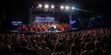 64'ÜNCÜ ULUSLARARASI BURSA FESTİVALİ'NE BÜYÜLEYİCİ AÇILIŞ