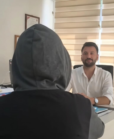 ALO 191'İ ARAYARAK BAĞIMLILIKTAN KURTULDU BAĞIMLILIKLA MÜCADELEDE BİR BAŞARI HİKAYESİ: "BAĞIMLILIK BİR SAĞLIK SORUNUDUR, DOĞRU DESTEKLE AŞILABİLİR"