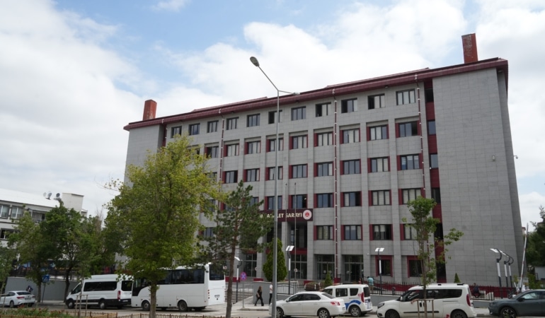 GÜLİSTAN DOKU SORUŞTURMASINDA GÖZALTINA ALINAN 8 ŞÜPHELİ ADLİYEDE