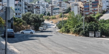 KESTEL'DE EĞİTİM CADDESİ BAŞTAN SONA YENİLENDİ