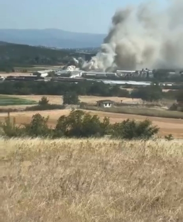 BURSA'DA TAVUK ÇİFTLİĞİNDE YANGIN
