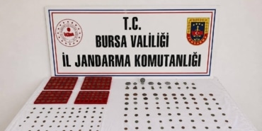 TARİHİ ESER KAÇAKÇISI SERT KAYAYA ÇARPTI