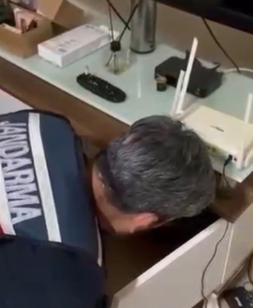 6 İLDE VİZE DANIŞMANLIĞI OPERASYONUNDA 49 KİŞİ GÖZALTINA ALINDI