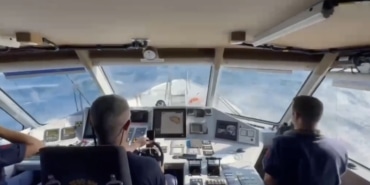 BOZCAADA AÇIKLARINDA KAYBOLAN DALGIÇ İÇİN ARAMA ÇALIŞMALARINDA 25 SAAT GERİDE KALDI