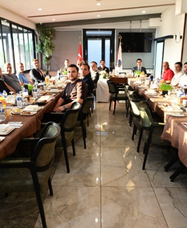 BURSASPOR YÖNETİMİ VE TARAFTARI, BURSA EMNİYETİYLE BULUŞTU