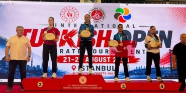 KARATECİ NAZ KAYADERE'DEN ALTIN MADALYA
