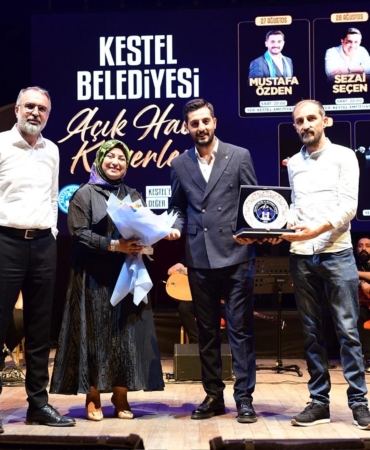 KESTEL'DE MUSTAFA ÖZDEN COŞKUSU