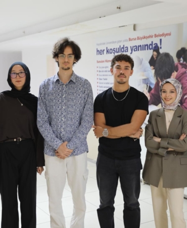 GENÇLER BÜYÜKŞEHİR'LE ÜNİVERSİTELİ OLDU