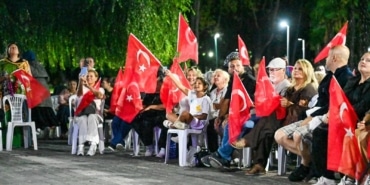 KÜLTÜRPARK'TA ZAFER COŞKUSU