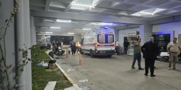 BURSA'DA DÜĞÜN YEMEĞİ SONRASI RAHATSIZLANAN 50 KİŞİ HASTANELİK OLDU