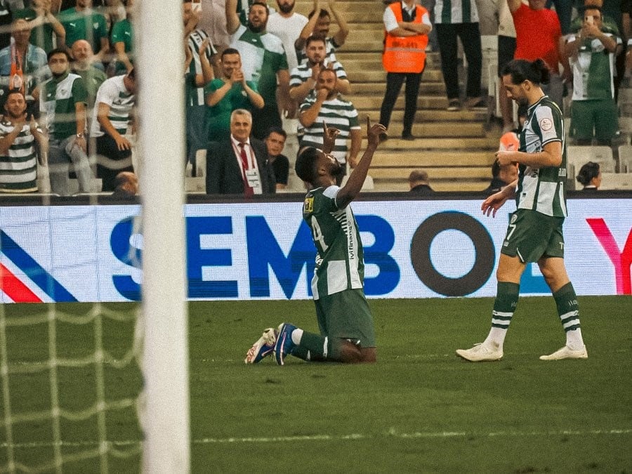 BURSASPOR'UN NİJERYALI FORVETİ IHEANACHO 5 MAÇTA 6 GOLE ULAŞTI