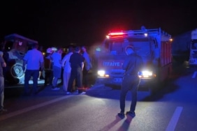 İZNİK'TE TIR, TRAKTÖRE ARKADAN ÇARPTI: 1 ÖLÜ