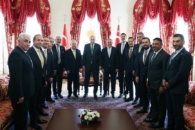 CUMHURBAŞKANI ERDOĞAN, 4 SPOR KULÜBÜ BAŞKANINI KABUL ETTİ