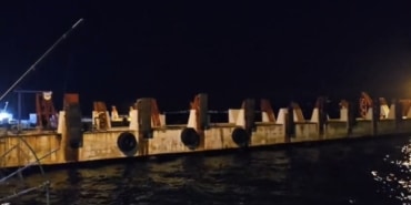 İDO DENİZ OTOBÜSÜ MUDANYA İSKELESİ'NE ÇARPTI: YOLCULARIN PANİK ANLARI KAMERADA