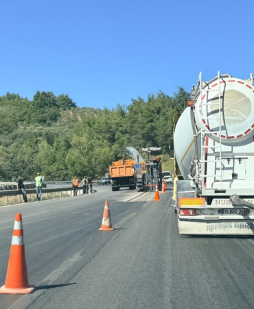 BURSA'YA GELECEKLER DİKKAT DÜRDANE RAMPASINDA TRAFİK YOĞUNLUĞU