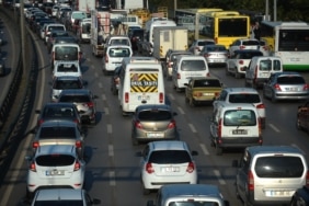 BURSA'DA OKUL SERVİS ÜCRETLERİNE YÜZDE 25 ZAM ESKİ TARİFE DEĞİŞTİ, YENİ FİYATLAR BELLİ OLDU EN KISA MESAFE, 2 BİN 750 LİRADAN 3 BİN 450 LİRAYA ÇIKTI