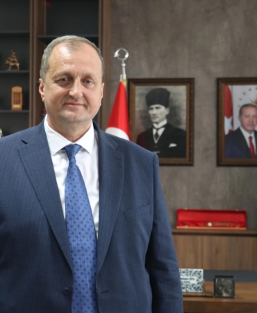 BURSA'DA MEMNUNİYET ARAŞTIRMASINDA BAŞKAN USTA İLK SIRADA