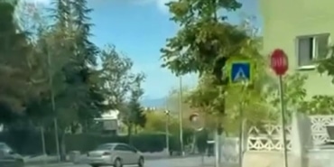 BURSA'DA OTOMOBİLLE DRİFT YAPAN SÜRÜCÜ KAMERAYA YANSIDI