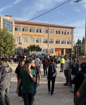 TURGUTLU'DAKİ SALDIRIDA GÖRGÜ TANIKLARI: "ELİNDE TÜFEK VARDI MÜDAHALE EDEMEZDİK"