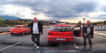 BURSA'DA YOL KESTİLER, 360 BİN LİRA CEZA YEDİLER