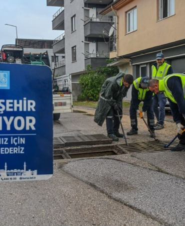 BÜYÜKŞEHİR'DE YAĞMUR TEYAKKUZU