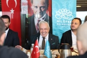 BAŞKAN ŞADİ ÖZDEMİR BURSASPOR TRİBÜN LİDERLERİYLE BİR ARAYA GELDİ