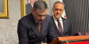 BAKAN ÇİFTÇİ'DEN YALOVA VALİLİĞİNE ZİYARET