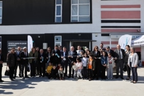 NİLÜFER BELEDİYESİ DİJİTAL DENEYİM MERKEZİ AÇILDI