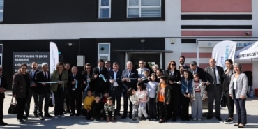 NİLÜFER BELEDİYESİ DİJİTAL DENEYİM MERKEZİ AÇILDI