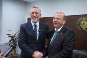 BURKAY'DAN YENİ BAŞKAN MATLI'YA TEBRİK: "ALLAH YAR VE YARDIMCISI OLSUN"