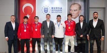 BAŞKAN VEKİLİ BİBA, BURSA'NIN GURURU GÜREŞÇİLERİ AĞIRLADI