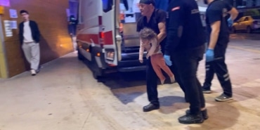 NEFES BORUSUNA MİSKET KAÇAN ÇOCUK DOKTORLARIN MÜDAHALESİYLE KURTARILDI