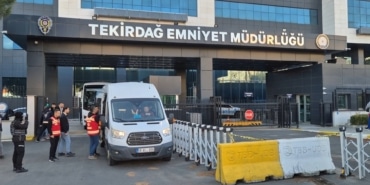 TEKİRDAĞ MERKEZLİ 18 İLDE DEV OPERASYON: 433 MİLYON LİRALIK DOLANDIRICILIK AĞI DEŞİFRE EDİLDİ ARAÇ SATIŞ İLANIYLA 433 MİLYON LİRALIK VURGUN: 18 İLDE OPERASYON