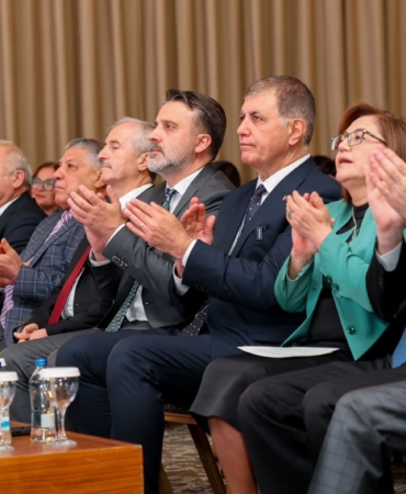 BAŞKAN VEKİLİ BİBA: "DİRENÇLİ ŞEHİRLER İÇİN YOL HARİTASI BELİRLEDİK"