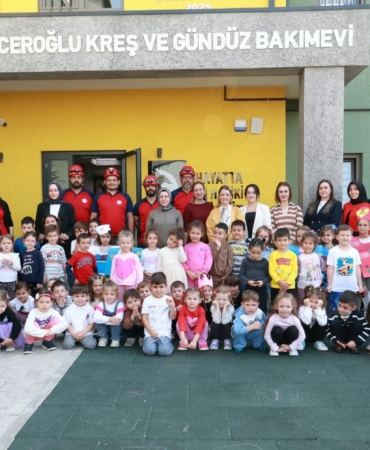 OSMANGAZİ'DE KREŞ ÖĞRENCİLERİ AFETLERE KARŞI BİLİNÇLENDİRİLDİ OSMANGAZİ BELEDİYESİ'NDEN ÖĞRENCİLERE AFET EĞİTİMİ