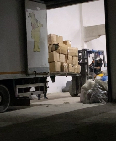 BURSA'DA MAAŞ KRİZİ, İŞÇİLER FABRİKAYI BASTI